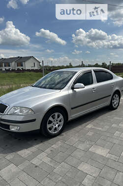 Лифтбек Skoda Octavia 2004 в Хусте