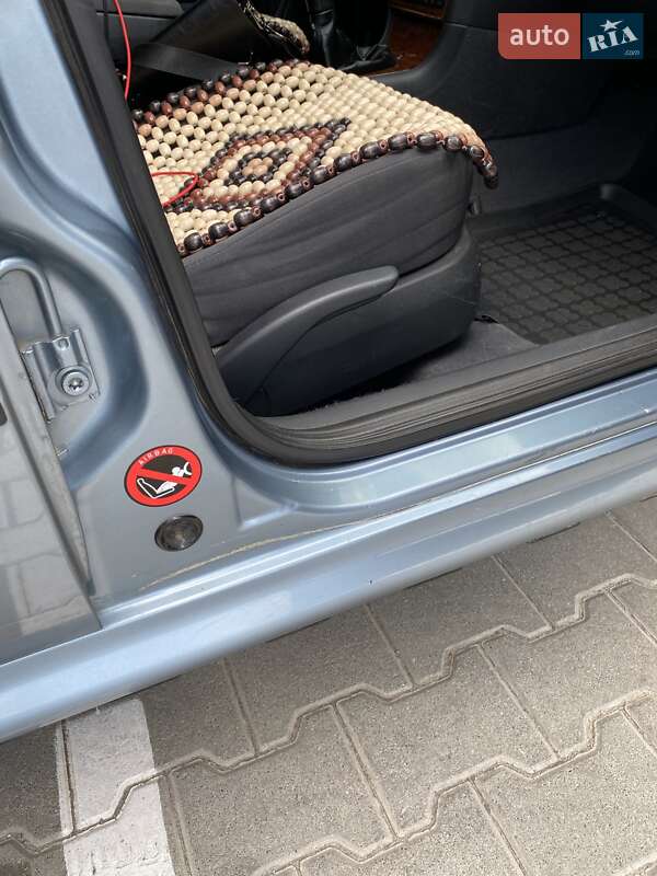 Лифтбек Skoda Octavia 2002 в Киеве