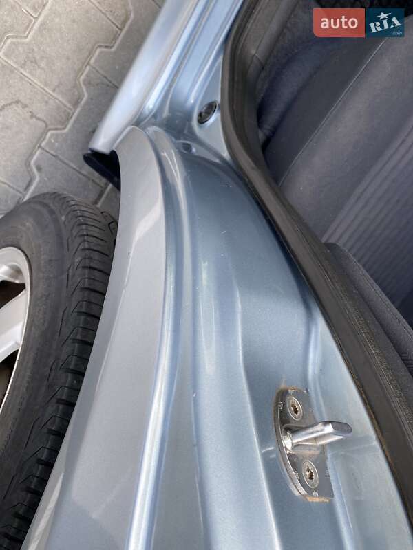 Лифтбек Skoda Octavia 2002 в Киеве