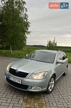 Універсал Skoda Octavia 2012 в Дрогобичі