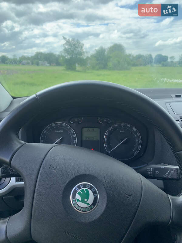 Універсал Skoda Octavia 2008 в Луцьку