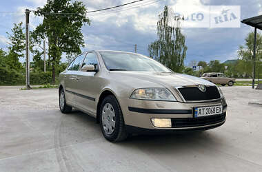 Лифтбек Skoda Octavia 2005 в Богородчанах