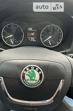 Лифтбек Skoda Octavia 2010 в Сумах