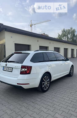 Универсал Skoda Octavia 2017 в Хмельницком