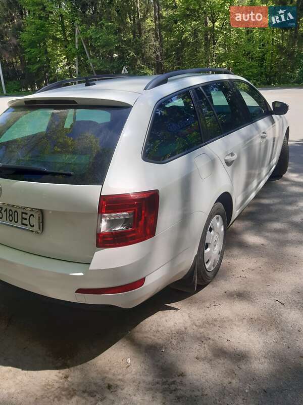 Універсал Skoda Octavia 2014 в Хмільнику
