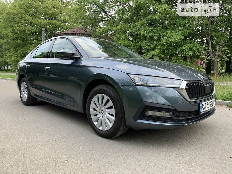 Лифтбек Skoda Octavia 2021 в Киеве