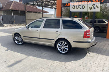 Универсал Skoda Octavia 2005 в Волочиске