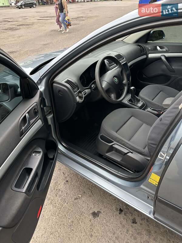Универсал Skoda Octavia 2005 в Виннице