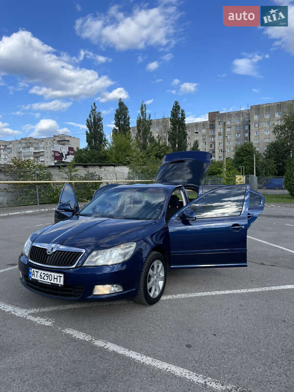 Лифтбек Skoda Octavia 2010 в Ивано-Франковске фото 3 Лифтбек Skoda Octavia 2010 в Ивано-Франковске
