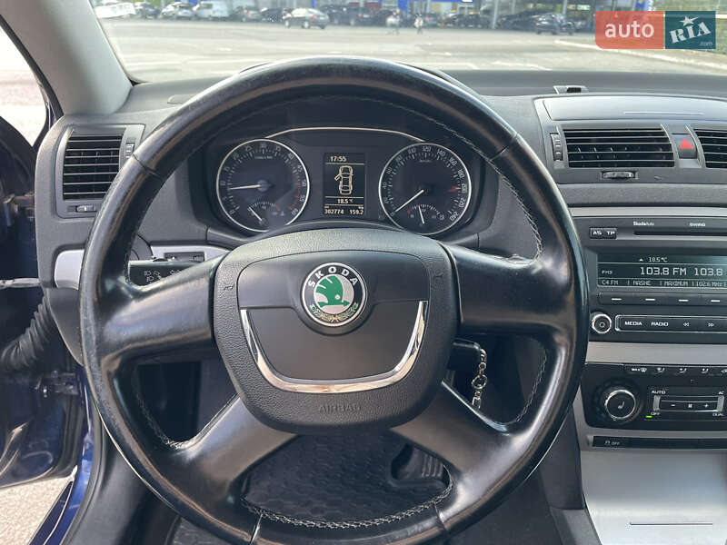 Лифтбек Skoda Octavia 2010 в Ивано-Франковске фото 6 Лифтбек Skoda Octavia 2010 в Ивано-Франковске