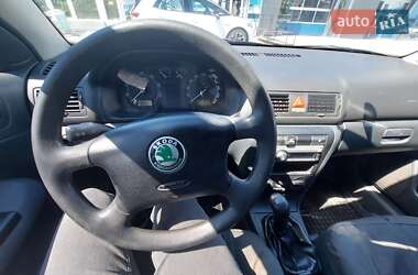 Ліфтбек Skoda Octavia 2006 в Полтаві