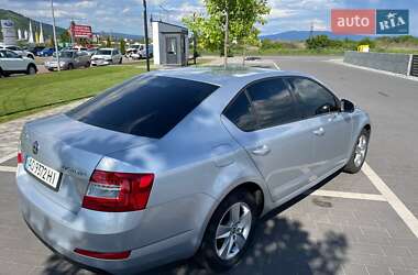 Лифтбек Skoda Octavia 2013 в 