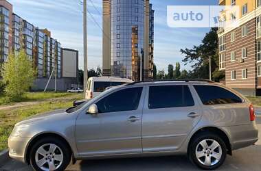 Универсал Skoda Octavia 2009 в Чернигове