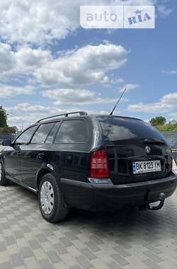 Универсал Skoda Octavia 2004 в Ракитном