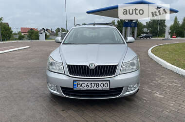 Универсал Skoda Octavia 2010 в Стрые