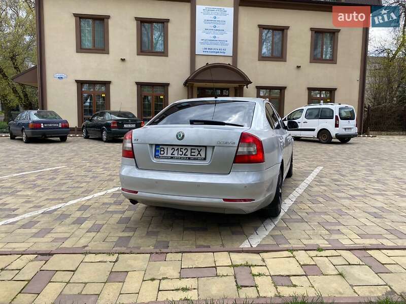 Лифтбек Skoda Octavia 2009 в Кременчуге