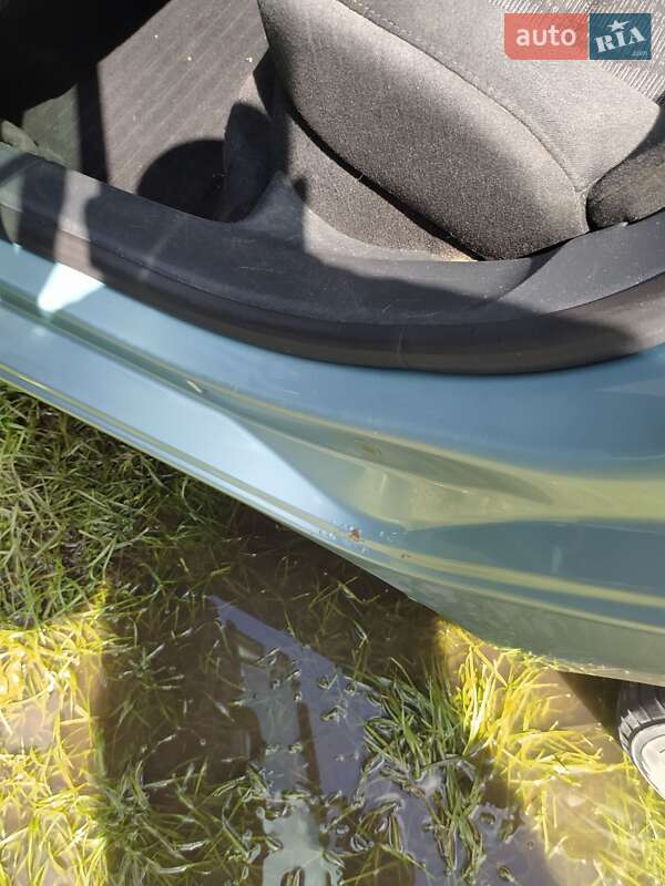 Універсал Skoda Octavia 2010 в Звягелі