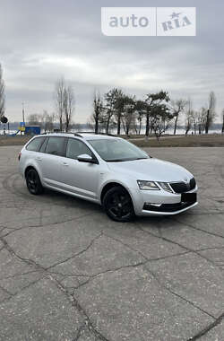 Универсал Skoda Octavia 2018 в Каменском