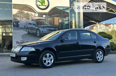 Лифтбек Skoda Octavia 2006 в Луцке