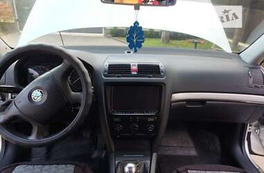 Лифтбек Skoda Octavia 2006 в Золочеве