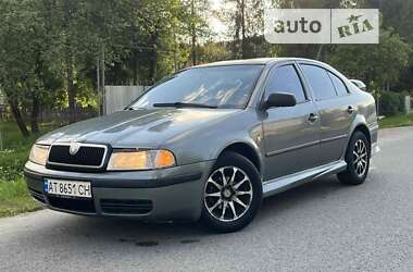 Ліфтбек Skoda Octavia 2002 в Турці