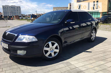 Ліфтбек Skoda Octavia 2004 в Хмельницькому