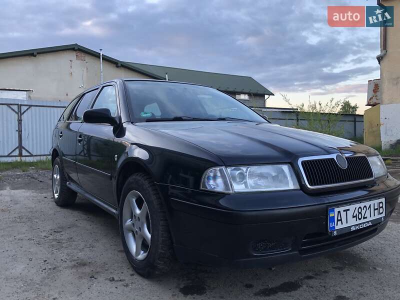 Универсал Skoda Octavia 1999 в Долине