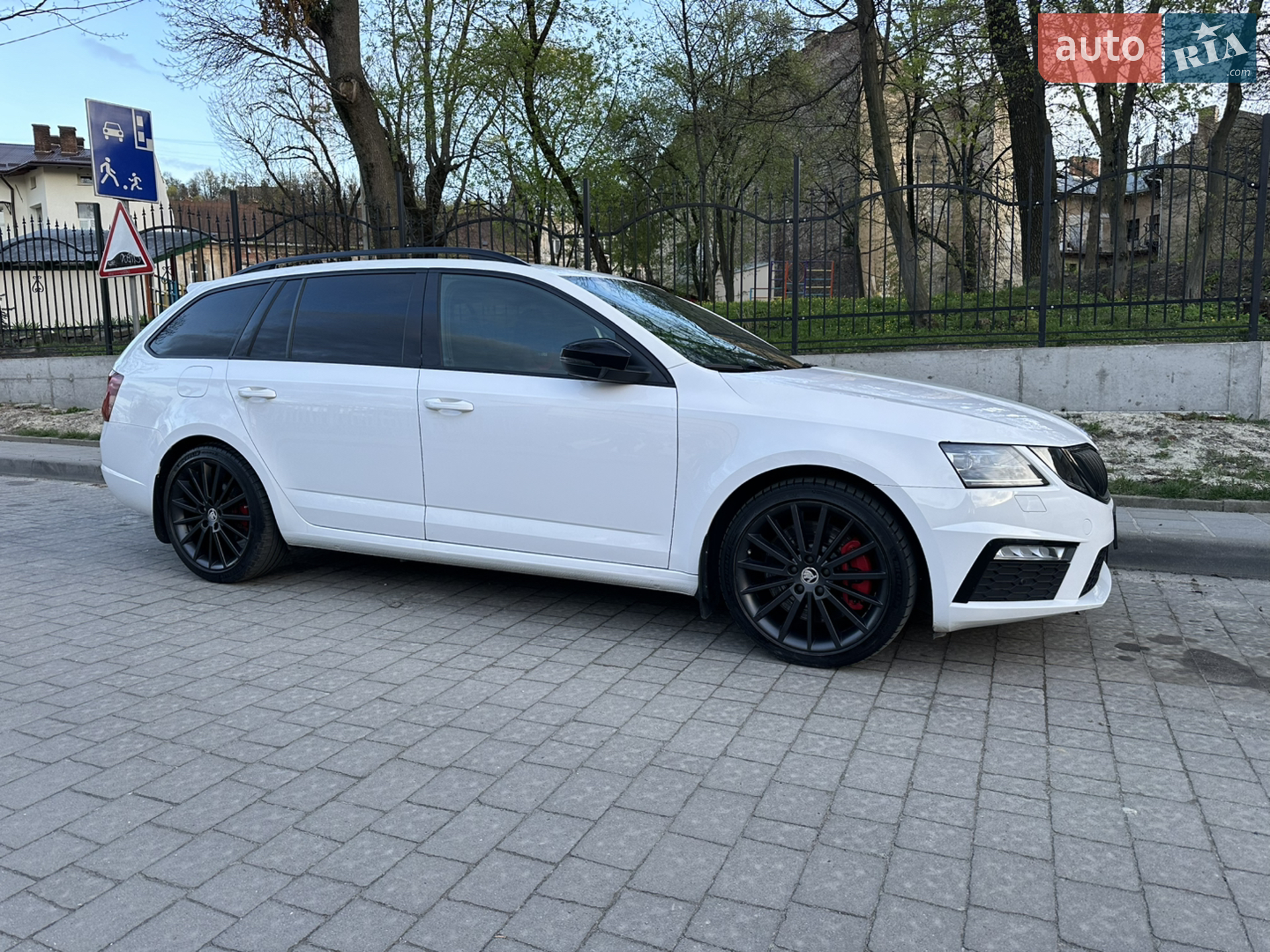 2017 Skoda Octavia - мініатюра 13