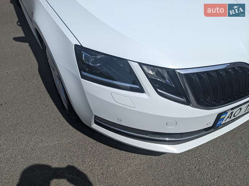 Універсал Skoda Octavia 2017 в Ужгороді