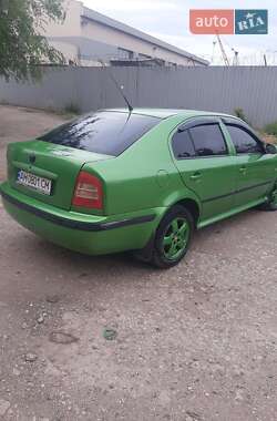 Лифтбек Skoda Octavia 2002 в 