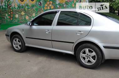 Ліфтбек Skoda Octavia 2002 в Рівному