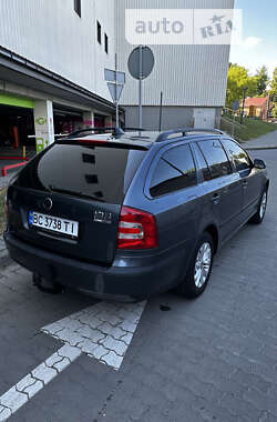 Универсал Skoda Octavia 2008 в Львове