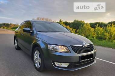 Лифтбек Skoda Octavia 2016 в Сумах