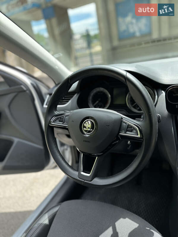 Универсал Skoda Octavia 2018 в Золочеве