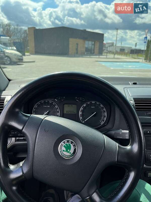 Универсал Skoda Octavia 2005 в Луцке