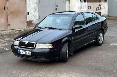 Лифтбек Skoda Octavia 2000 в Львове