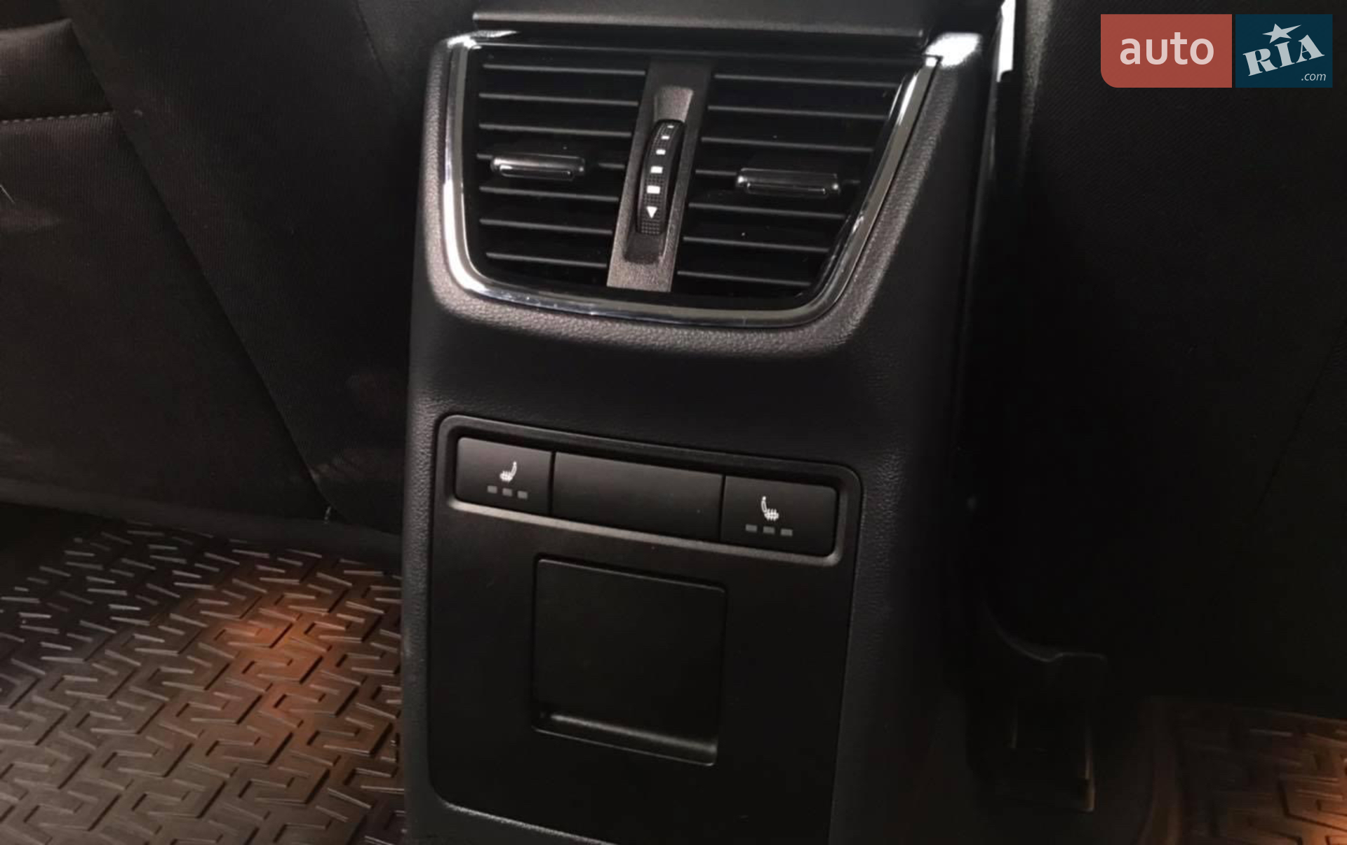 2016 Skoda Octavia - мініатюра 17