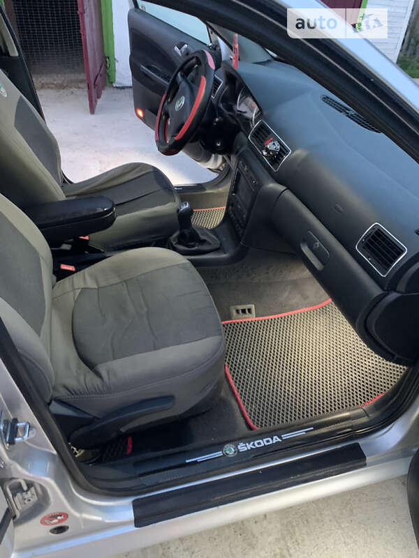 Універсал Skoda Octavia 2002 в Іванкові