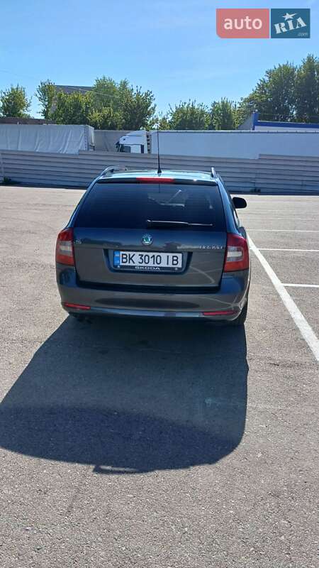 Универсал Skoda Octavia 2009 в Ровно