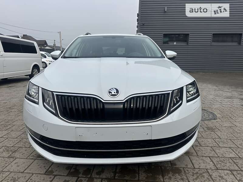 Універсал Skoda Octavia 2020 в Житомирі