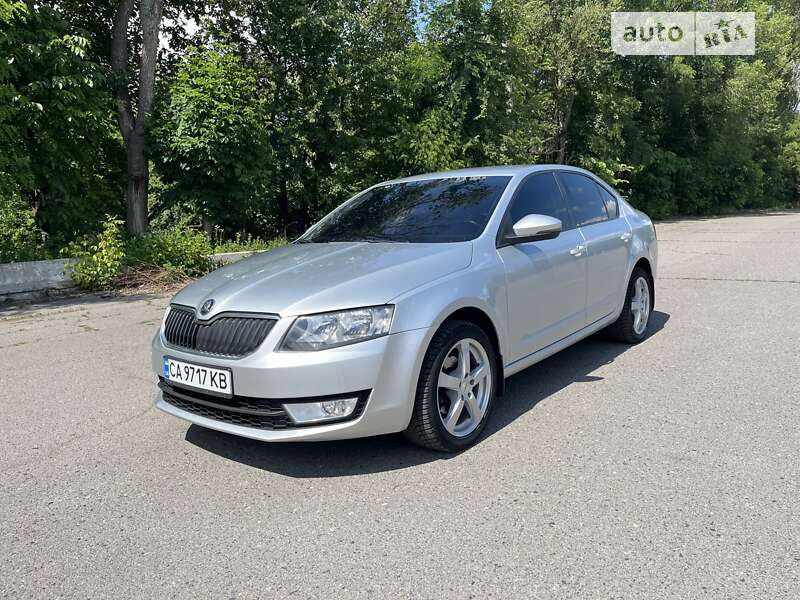 Ліфтбек Skoda Octavia 2015 в Тальному