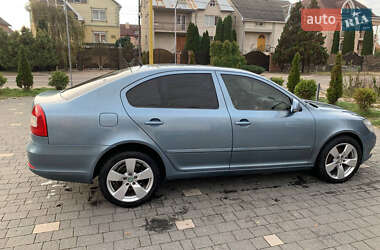 Лифтбек Skoda Octavia 2011 в 