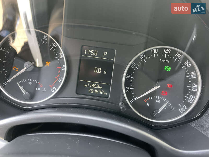 Универсал Skoda Octavia 2011 в Ужгороде