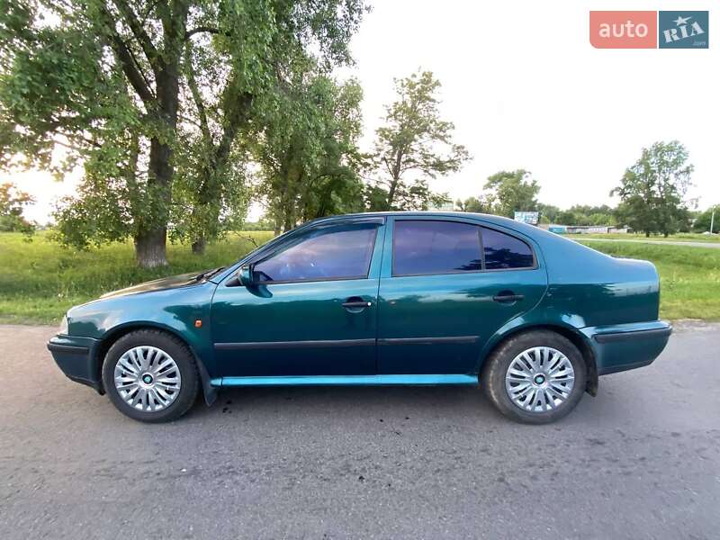 Ліфтбек Skoda Octavia 1999 в Шостці