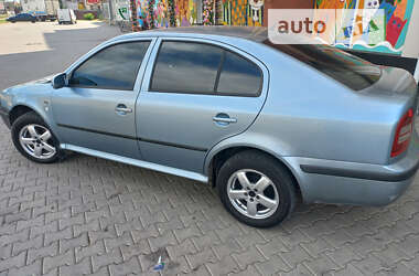 Ліфтбек Skoda Octavia 2003 в Одесі