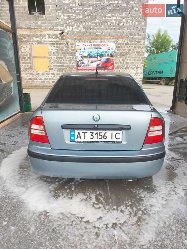 Лифтбек Skoda Octavia 2004 в Тлумаче