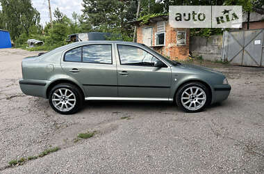 Ліфтбек Skoda Octavia 2003 в Сумах