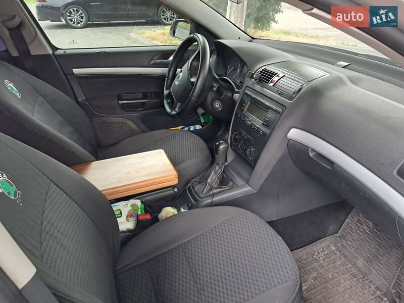 Лифтбек Skoda Octavia 2008 в Запорожье