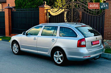 Универсал Skoda Octavia 2010 в 