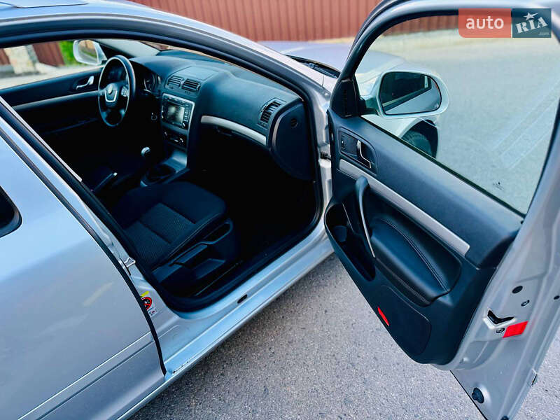 Универсал Skoda Octavia 2010 в Киеве